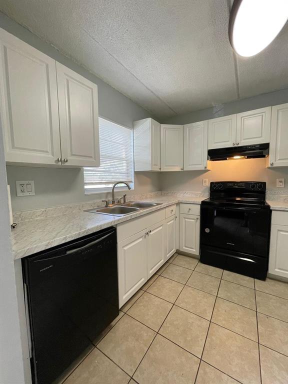 Photo - 2835 Somerset Park Dr Unit 205