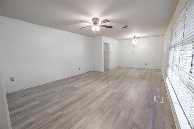 Photo - 8301 Llano Ave