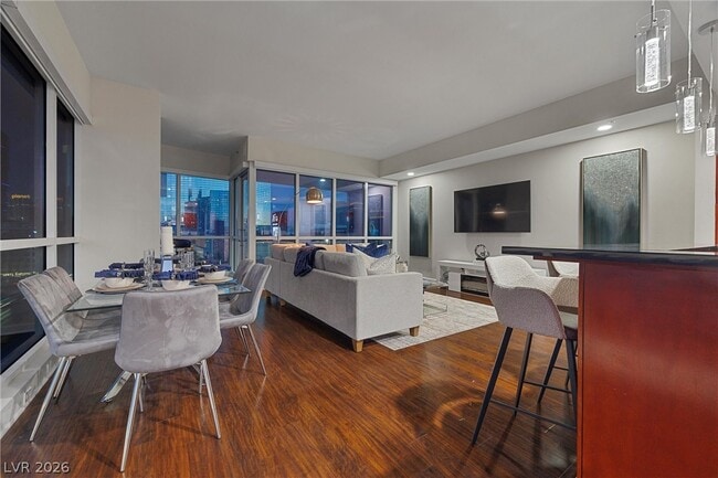 Building Photo - 4525 Dean Martin Dr Unit 700