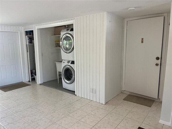 Photo - 706 White Pine Tree Rd Unit 74