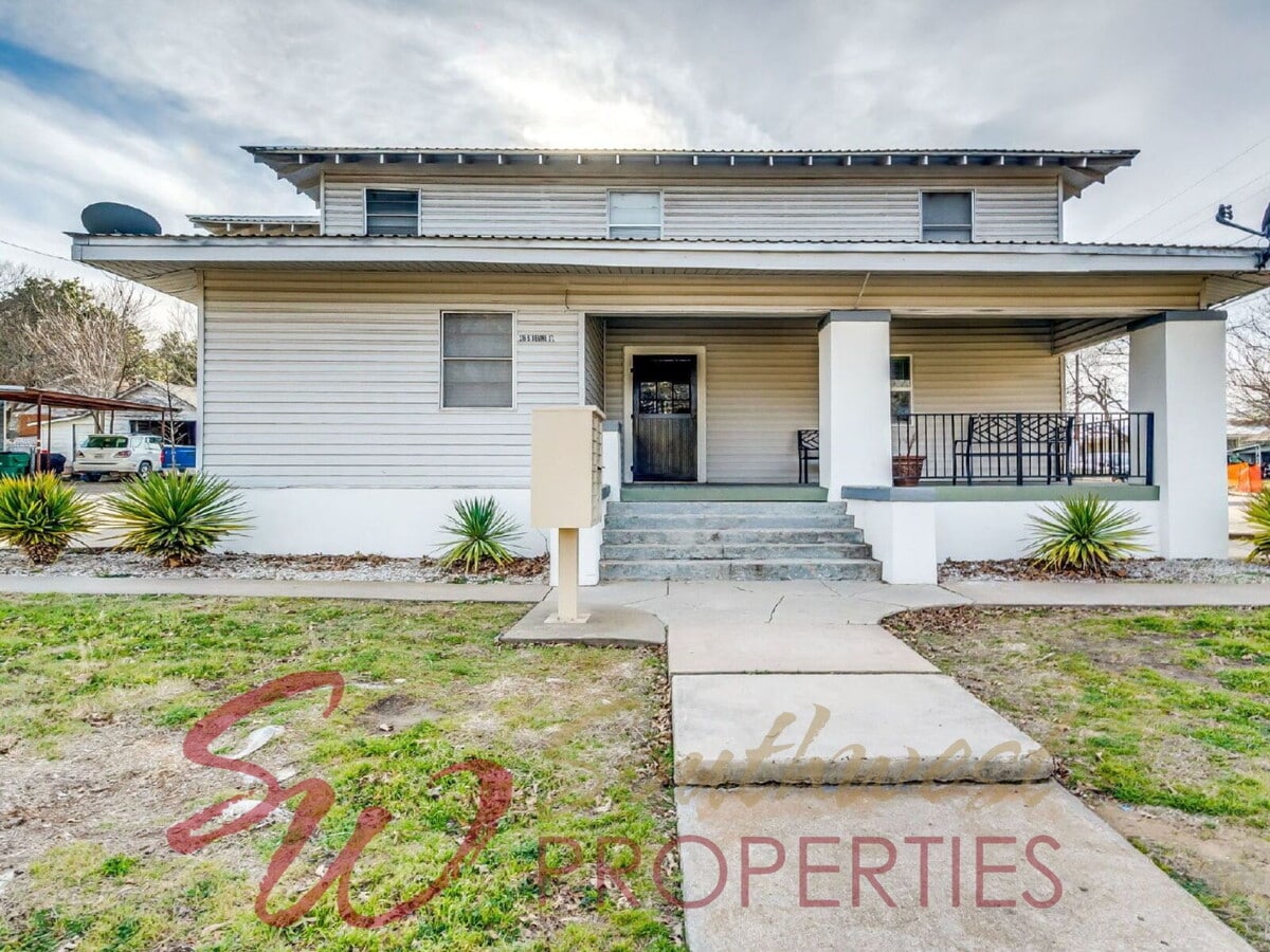 1 bedroom 1 bath apartment - boutique style living - 1 bedroom 1 bath apartment - boutique style living Unit 2