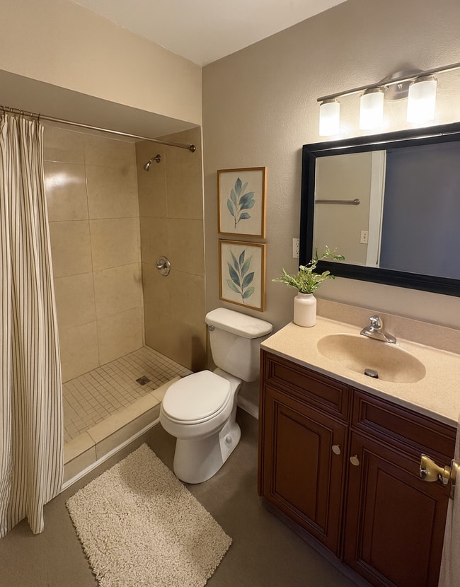 Photo - 7114 Westview Pl Unit C