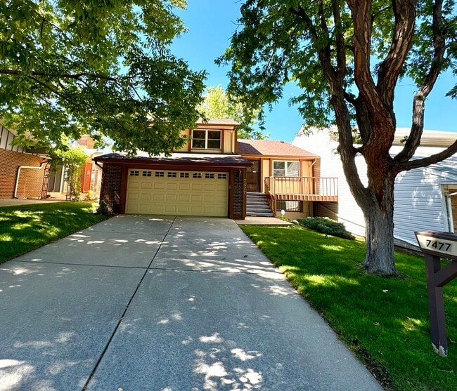 Building Photo - Lovely home in the Villas Community - Age Restricted Community 55+