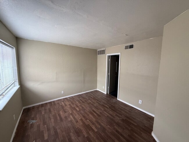 Photo - For lease! 1 bed, 1 bath condo