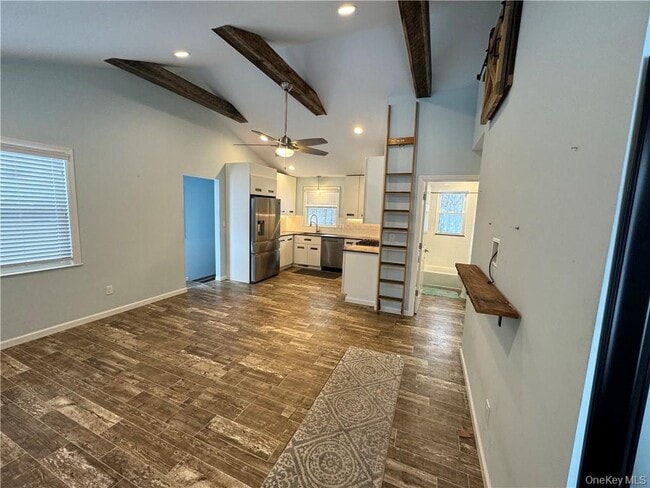 Photo - 317 Overlook Ct
