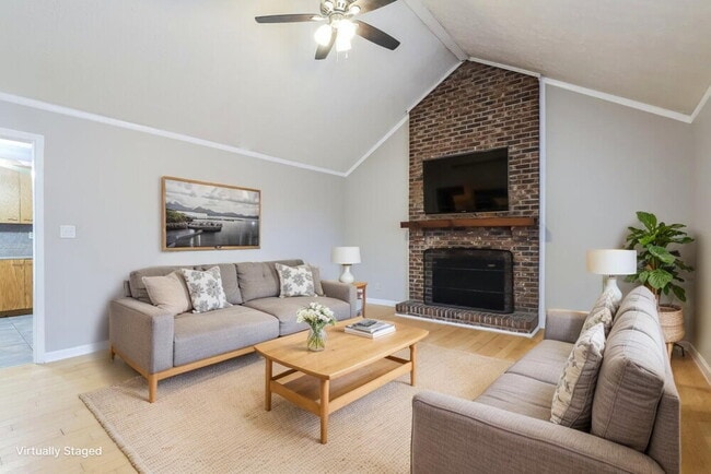 Photo - 6540 Akins Way