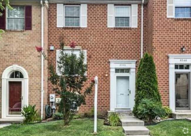 Building Photo - 8548 Pine Run Ct Rental