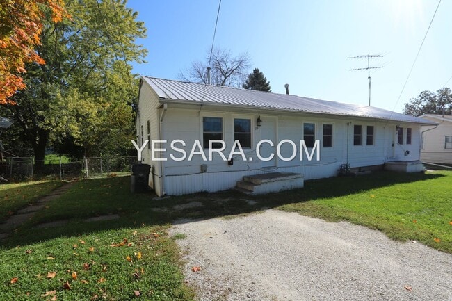 Building Photo - 112-112 Melrose Ct Unit 110