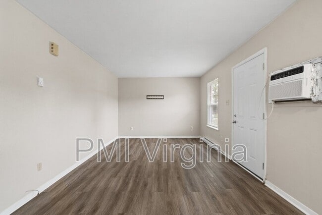 Photo - 4225 Schooner Trail Unit #B