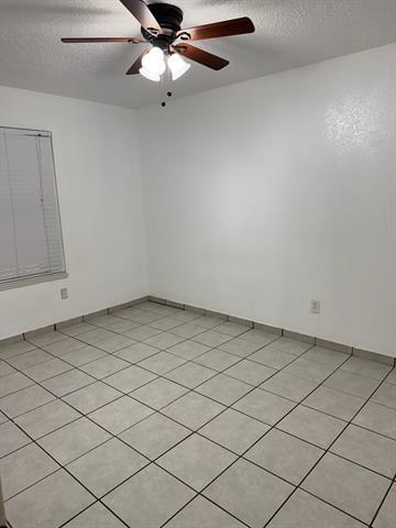 Photo - 707 Southwood Cir