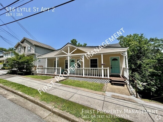 Building Photo - 516 Lytle St Unit 2 Rental