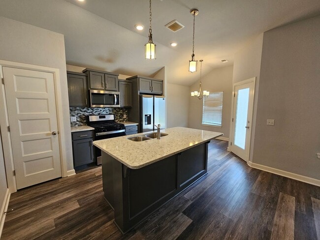 Photo - (3) Bed/(2) Bath in Trailwoods Addition Avail NOW!