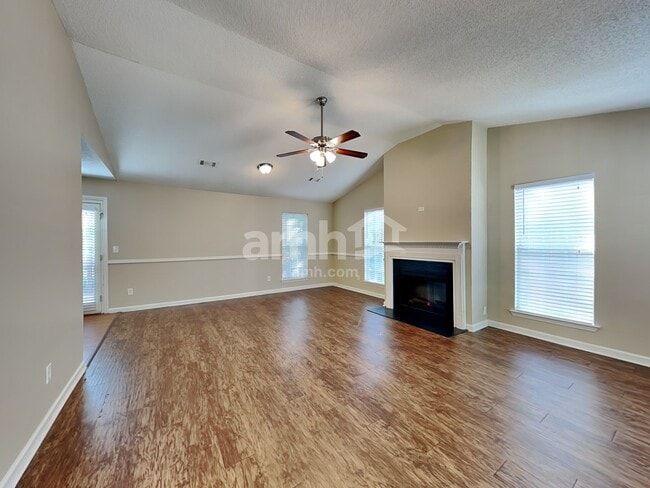 Photo - 5029 Kens Ct