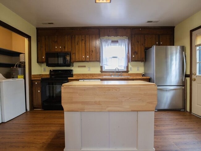 Photo - 2101 S Twilight Ln