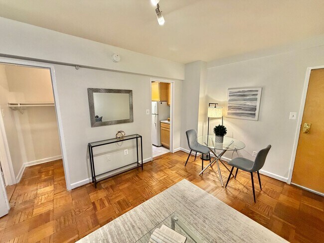 Photo - FREE RENT!  Unique Studio in Foggy Bottom with Solarium Near GW University and Hospital. An Excep... Unit 204