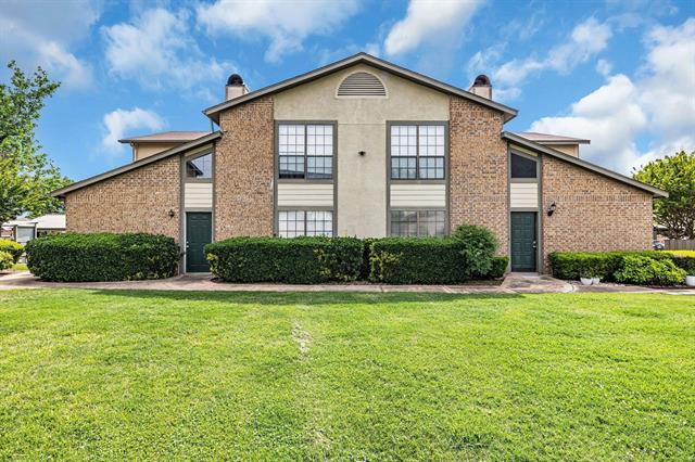 Photo - 332 W Harwood Rd