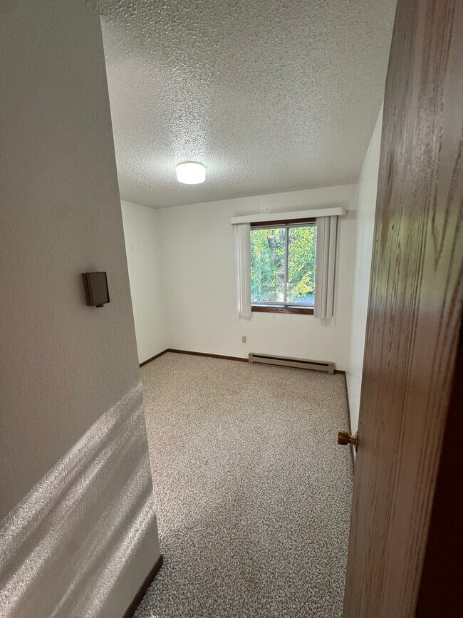 Photo - 301 Bernice St Unit B7