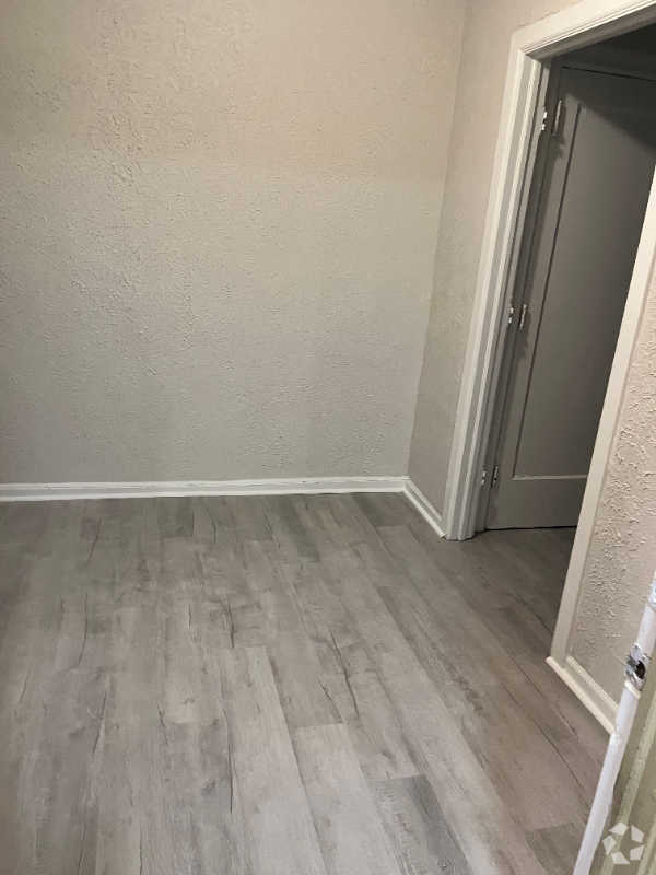 Building Photo - 1 W 28th St Unit 701 Rental