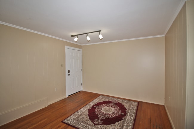 322 Hays Rd