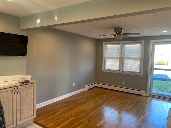 Photo - 85 Auburn St Unidad 85