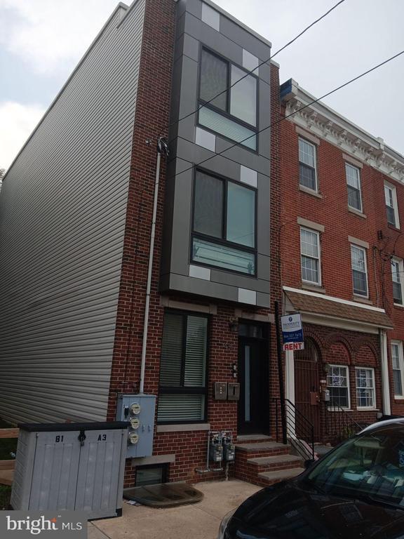 Building Photo - 431 W Berks St Unit 1 Rental