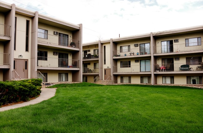 Building Photo - Civic Plaza Apartments