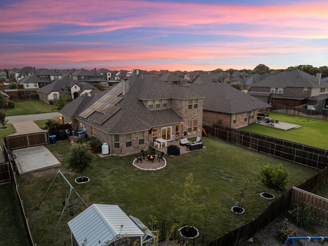 Photo - 1074 Waverly Dr