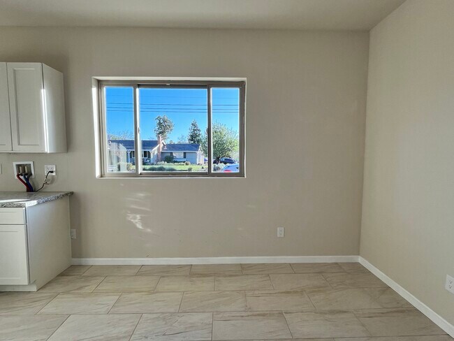 Photo - 5209 Olive Dr Unit 2