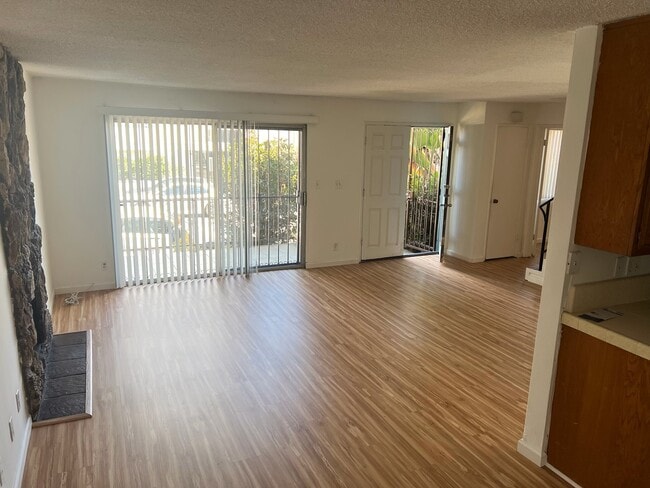 Building Photo - 11515 Ohio Ave