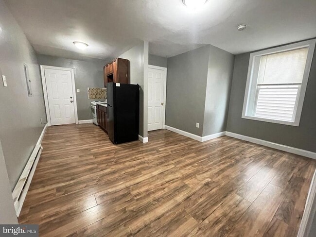 Photo - 1934 W Ontario St Unit 2 REAR