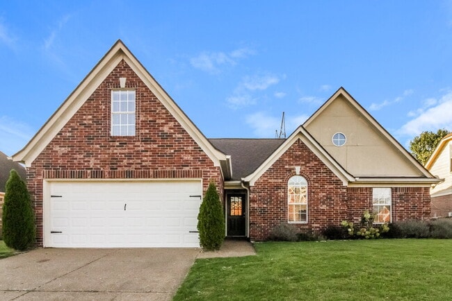 Building Photo - 1125 Red Fern Cir W