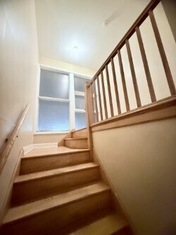 Photo - 2308 Oakton St