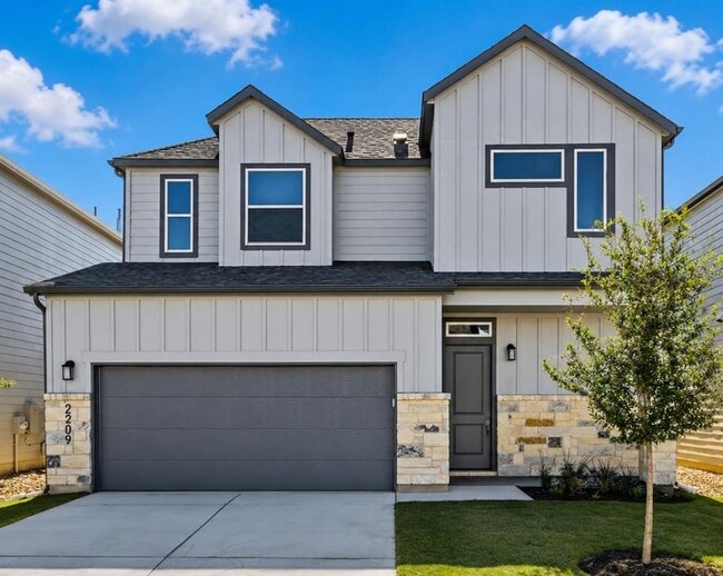 Building Photo - 2209 Grenache Dr