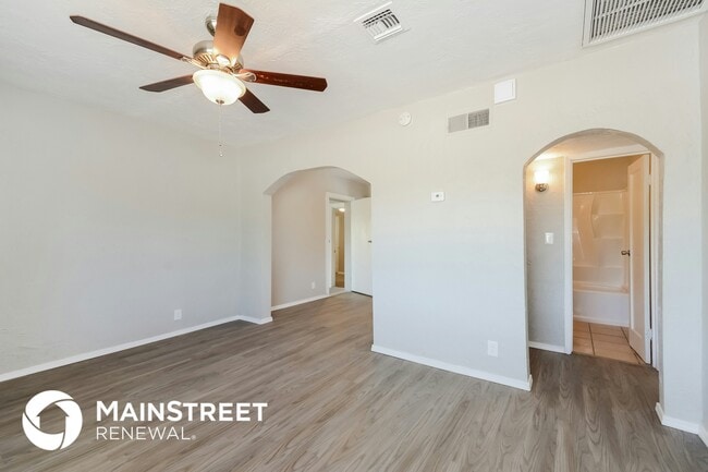 Photo - 431 W President St