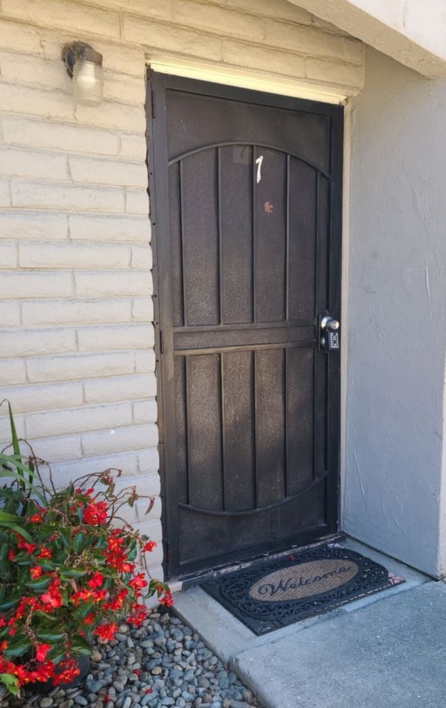 Building Photo - 1224 Dana Dr Unit # 7 Rental
