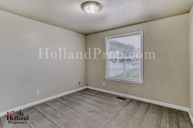 Photo - Beautiful Single-Level Hillsboro Home with Spacious Fenced Yard!