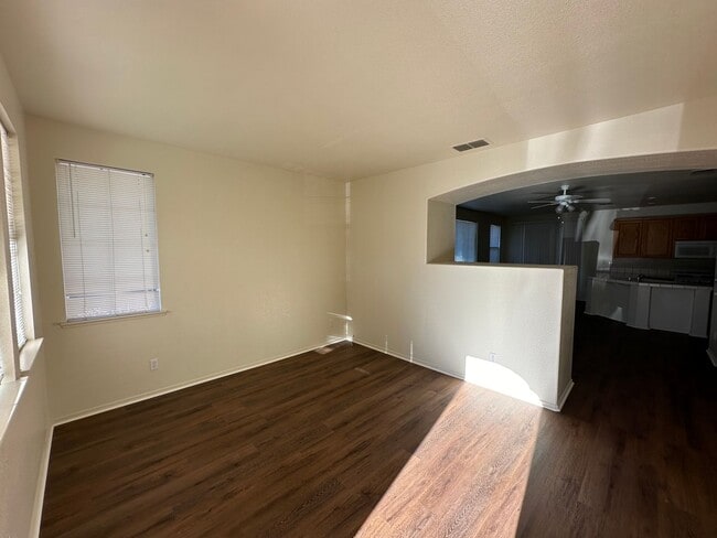 3090 Lanai Ct