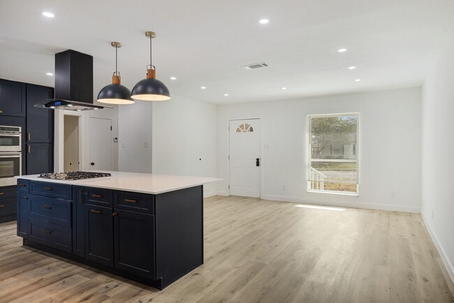 Photo - 110 Glenn Ave