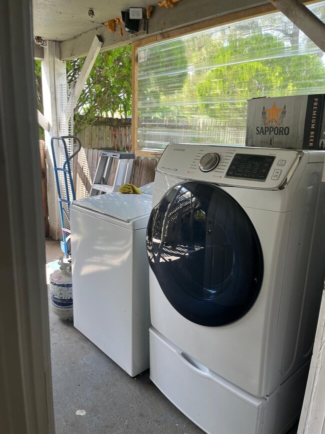 Photo - 1629 1st St Unit 101