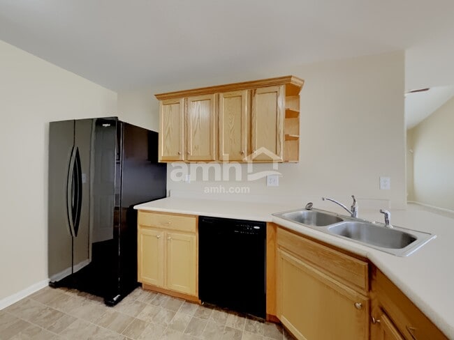 Photo - 19459 E 50th Dr