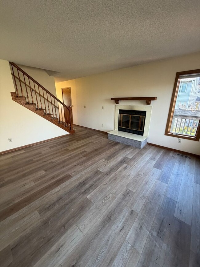 Photo - Great Eagan location-*3Bed*2.5Bath Freshly painted and new flooring throughout.
