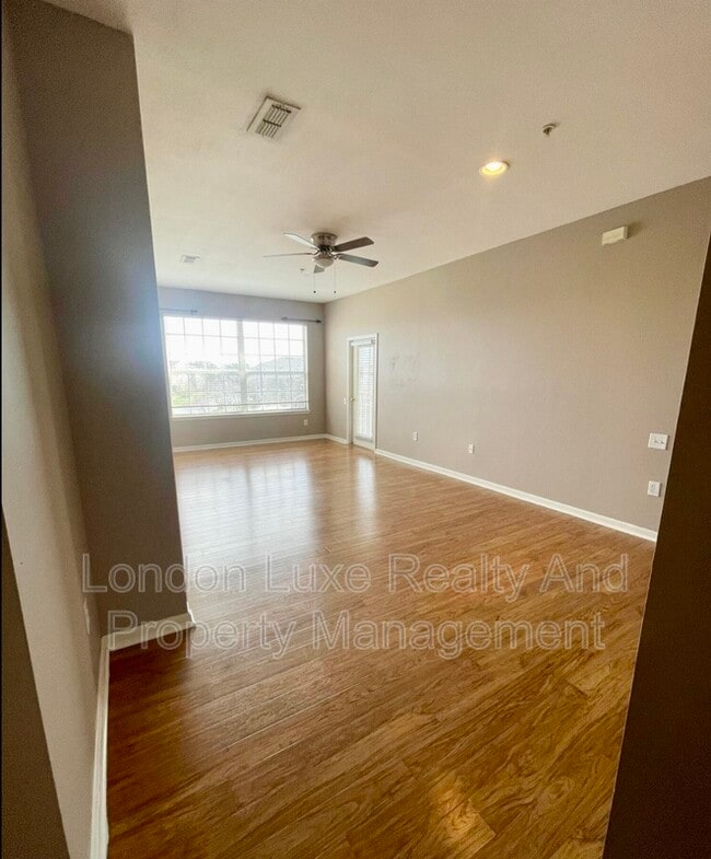 Photo - 7990 Baymeadows Rd