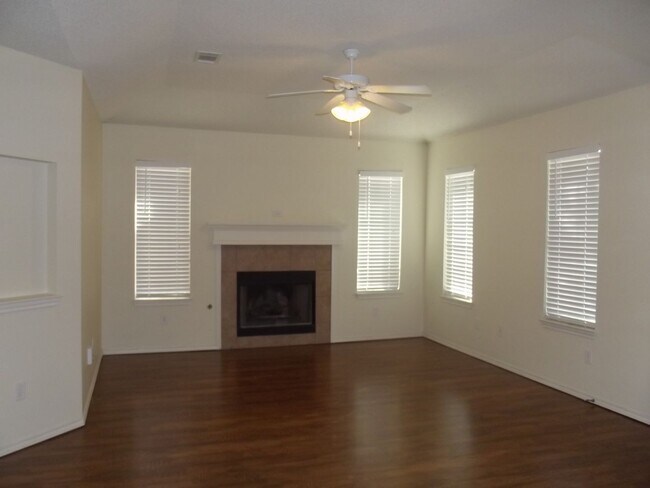 Photo - 3206 110th St Unidad A