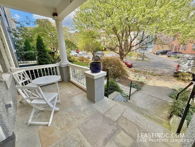 Photo - 2616 Garfield St NW Unit #2