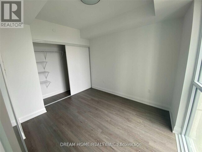 Photo - 77 Mutual St Unit 2201