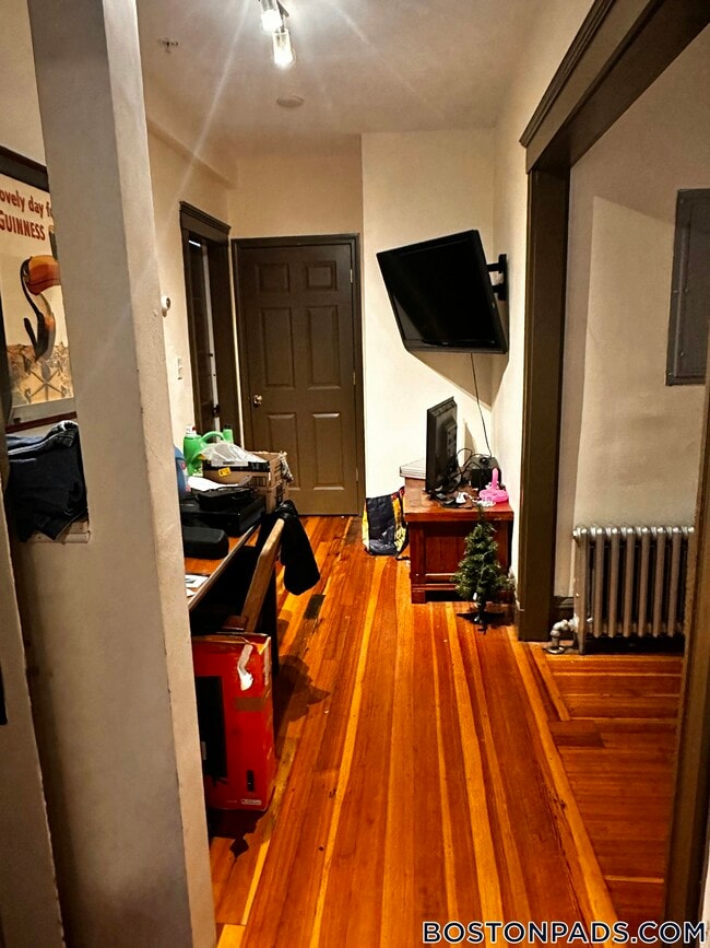 Photo - 352 Main St Unidad 1