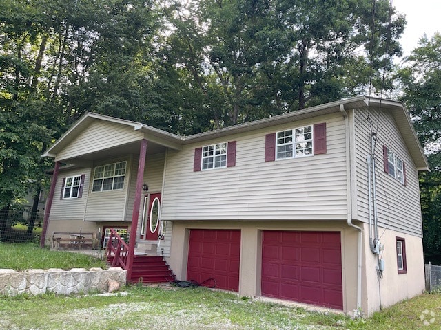 Building Photo - 178 Elm St Rental
