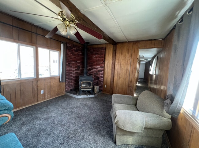 Photo - 1565 Ray's Rd