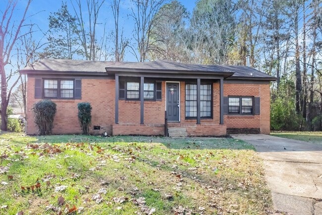 Photo - 2207 Pisgah Cir NW House