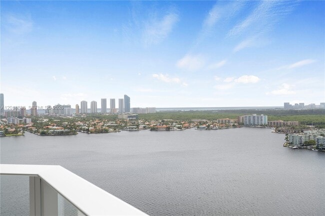 Photo - 17111 Biscayne Blvd Unit PH2